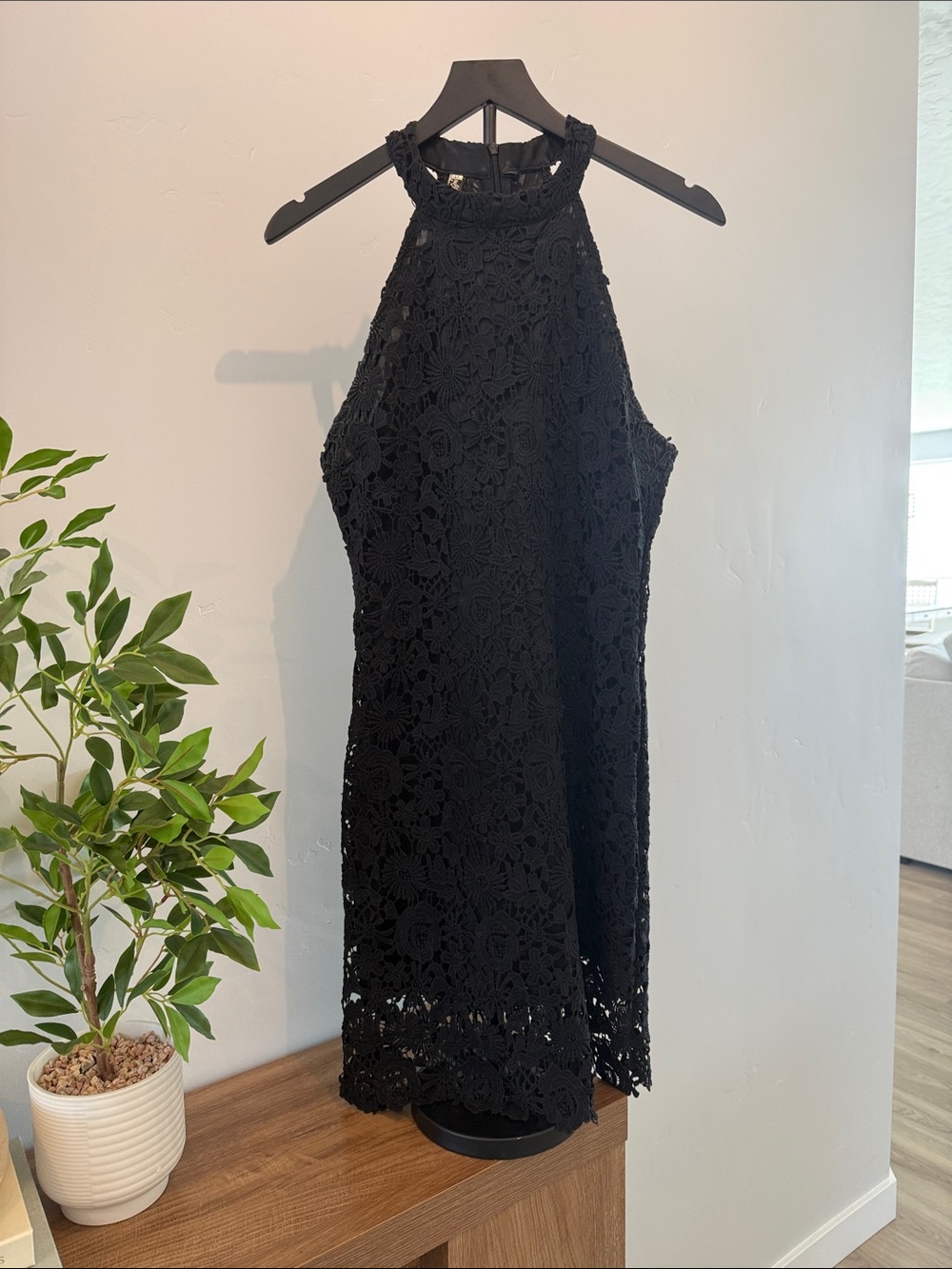 Black Lace Halter Dress - Elegant Women's Cocktail Dress